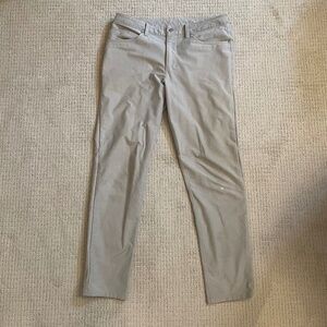 Lululemon ABC Slim-Fit 5 Pocket Pant 32L *Utilitech (Color: Seal Grey; Size: 33)